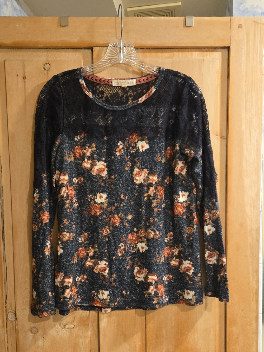 Rewind Black Floral Lace-Yoke Long Sleeve Top